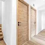 Дом отдыха Providence - Piscine - Jardin - 6 - 12 Personnes Ле-Канне