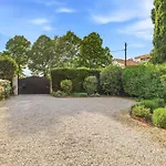 Providence - Piscine - Jardin - 6 - 12 Personnes