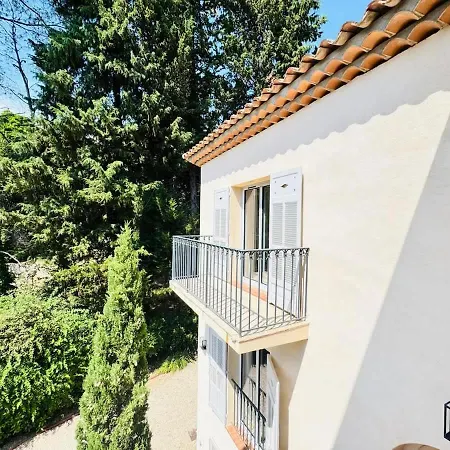 Providence - Piscine - Jardin - 6 - 12 Personnes
