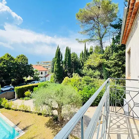 Providence - Piscine - Jardin - 6 - 12 Personnes *
