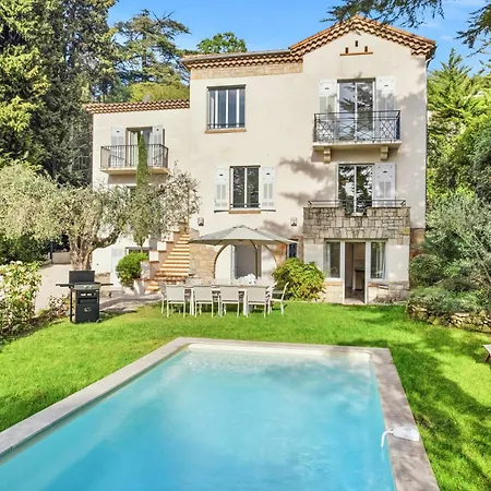 Providence - Piscine - Jardin - 6 - 12 Personnes