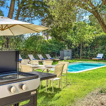 Providence - Piscine - Jardin - 6 - 12 Personnes * Le Cannet