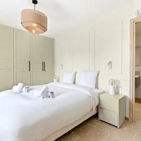 Providence - Piscine - Jardin - 6 - 12 Personnes Vakantiehuis
