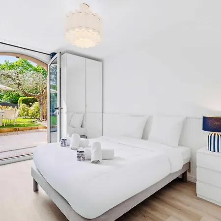 Providence - Piscine - Jardin - 6 - 12 Personnes Vakantiehuis *